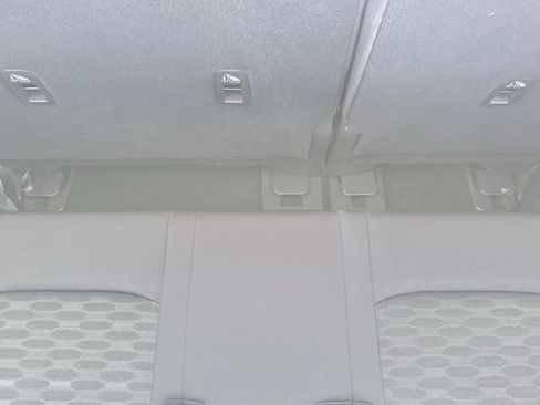 Used 2025 Nissan Pathfinder S FWD image 15