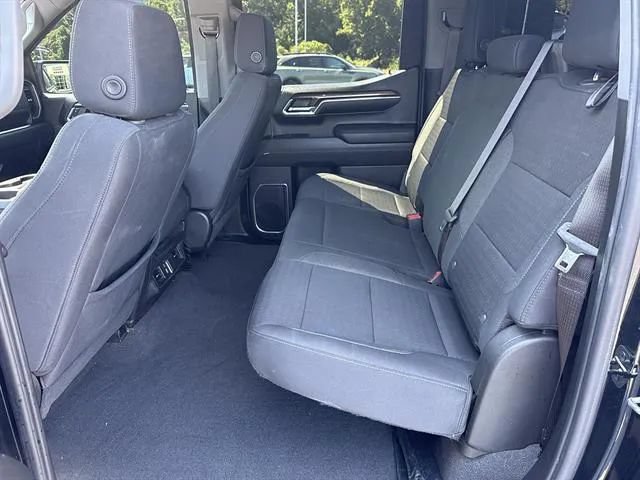 Used 2023 Chevrolet Silverado 1500 RST w/ Z71 Off-Road Package AWD/4WD image 15