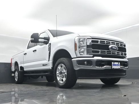 Used 2025 Ford F350 XLT image 46