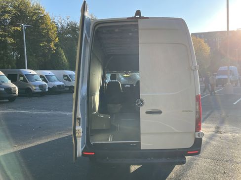 New 2026 Mercedes-Benz Sprinter 3500 image 12