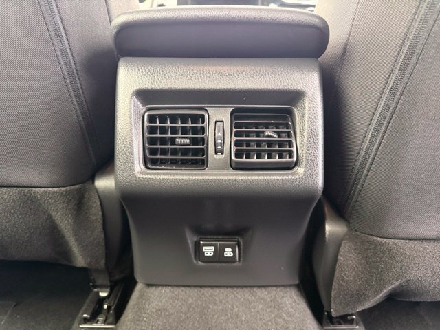 Used 2025 Toyota Camry LE FWD image 25
