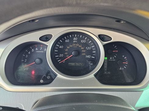 Used 2006 Toyota Highlander Limited FWD image 38