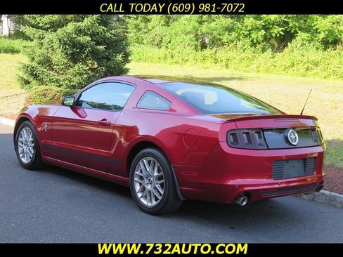 Used 2013 Ford Mustang Premium RWD image 10