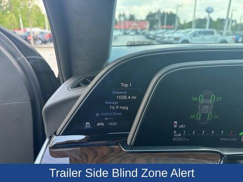 Used 2023 Cadillac Escalade Premium Luxury Platinum AWD/4WD image 27