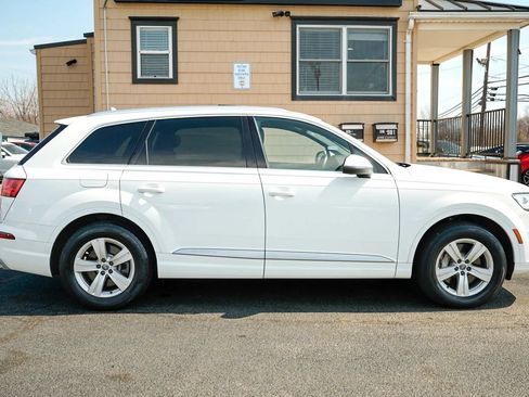 Used 2018 Audi Q7 2.0T Premium w/ Cold Weather Package AWD/4WD image 4