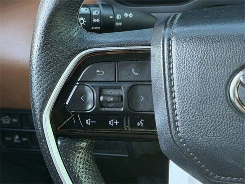 Used 2022 Toyota Tundra 1794 Edition image 15