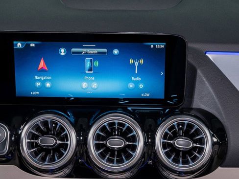 New 2026 Mercedes-Benz GLA 250 image 19