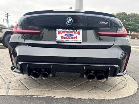 Used 2025 BMW M3 w/ Executive Package RWD image 8