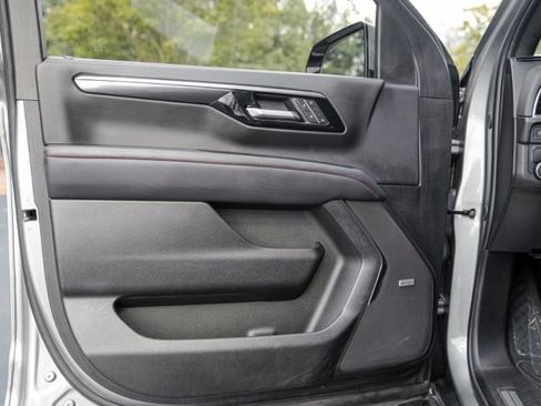 Used 2025 Chevrolet Tahoe RST w/ Comfort Package RWD image 45