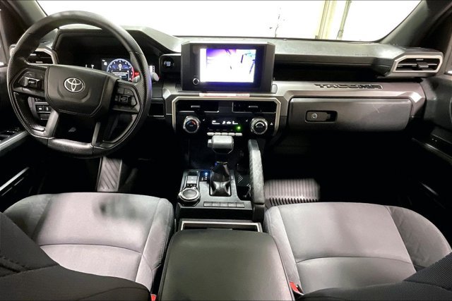 Certified 2025 Toyota Tacoma SR5 AWD/4WD image 16