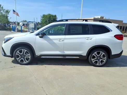 New 2026 Subaru Ascent Limited AWD/4WD image 8
