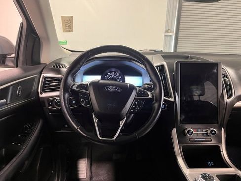 Used 2023 Ford Edge SEL image 21