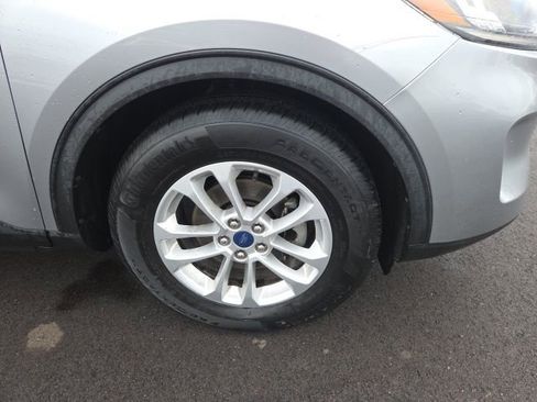 Used 2021 Ford Escape SE w/ Convenience Package image 4