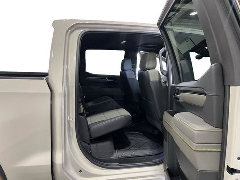 New 2026 Chevrolet Silverado 1500 ZR2 w/ LPO, Dark Essentials Package AWD/4WD image 18