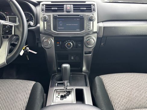 Used 2019 Toyota 4Runner SR5 image 3