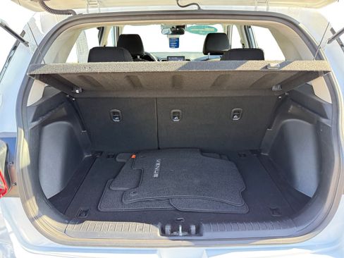 Certified 2022 Hyundai Venue SE image 17