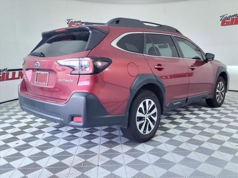 Certified 2025 Subaru Outback Premium image 6