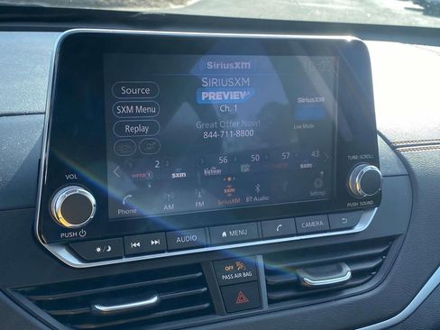 Used 2020 Nissan Altima 2.5 SR w/ Premium Package image 24