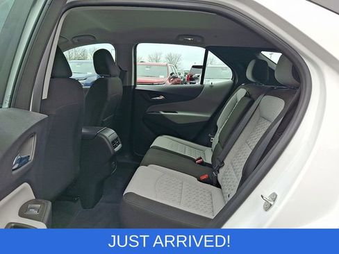 Used 2023 Chevrolet Equinox LS AWD/4WD image 14