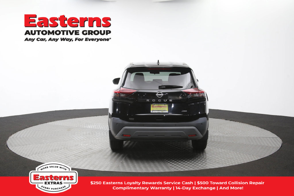 Used 2023 Nissan Rogue S AWD/4WD image 40