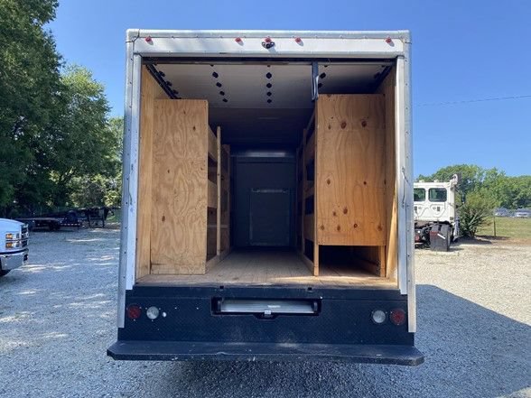 Used 2020 Chevrolet Express 3500 Extended w/ Driver Convenience Package RWD image 47