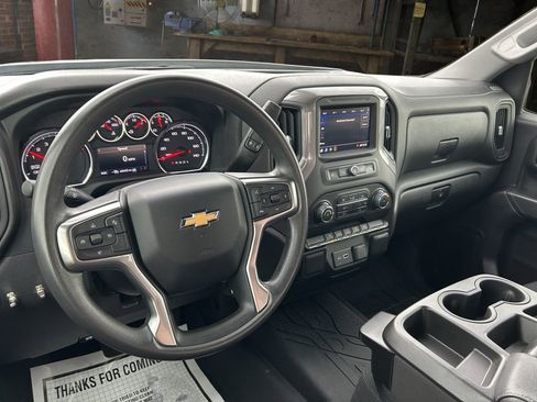 Certified 2022 Chevrolet Silverado 1500 Custom w/ Safety Confidence Package image 20