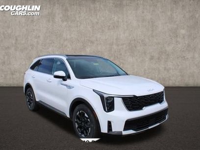 Used 2025 Kia Sorento S w/ Panoramic Sunroof Package