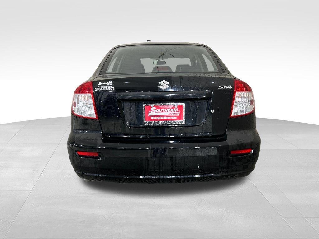 Used 2012 Suzuki SX4 LE FWD image 4