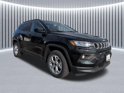 New 2026 Jeep Compass Latitude AWD/4WD image 1