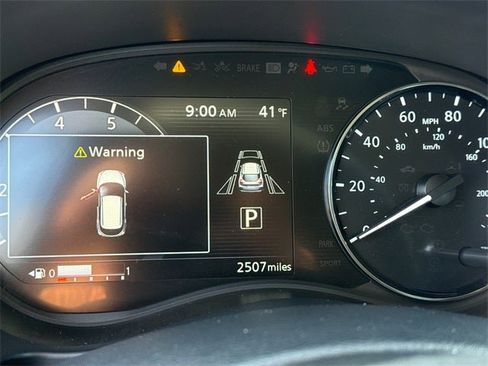 Used 2024 Nissan Kicks SR image 29