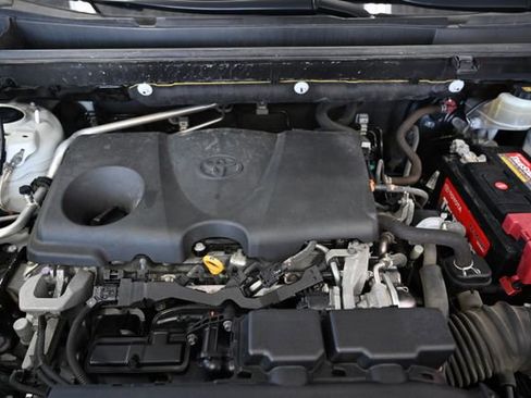 Used 2019 Toyota RAV4 Limited w/ Advanced Technology Package AWD/4WD image 33