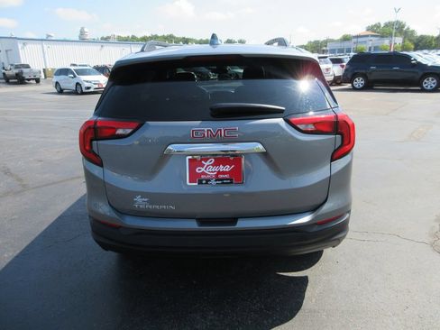 Used 2020 GMC Terrain SLE w/ Driver Convenience Package FWD image 6