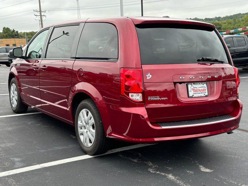 Used 2015 Dodge Grand Caravan SE w/ Quick Order Package 29E SE FWD image 6