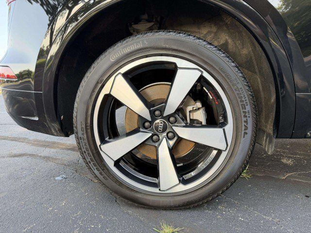 Certified 2023 Audi Q5 2.0T Premium Plus w/ Premium Plus Package AWD/4WD image 32