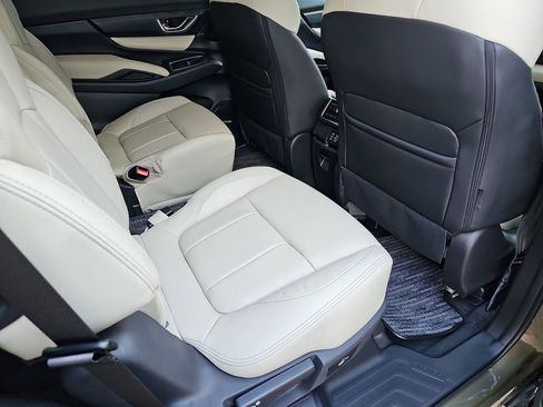 New 2026 Subaru Ascent Limited AWD/4WD image 14