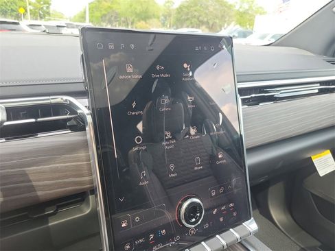 New 2025 GMC Sierra EV Denali image 24