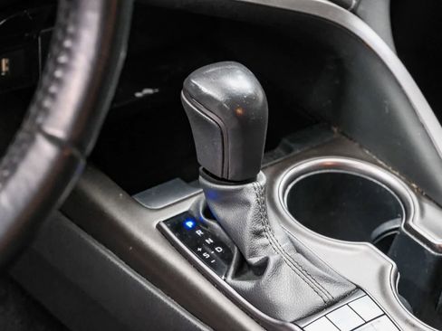 Used 2023 Toyota Camry SE w/ Convenience Package FWD image 32