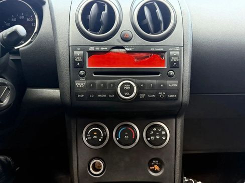 Used 2009 Nissan Rogue SL w/ Leather Pkg image 22