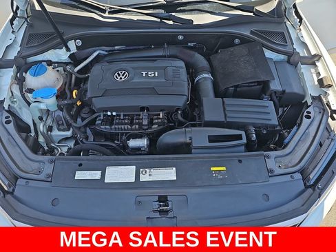 Used 2017 Volkswagen Passat 1.8T R-Line w/ R-Line Lighting Package FWD image 31