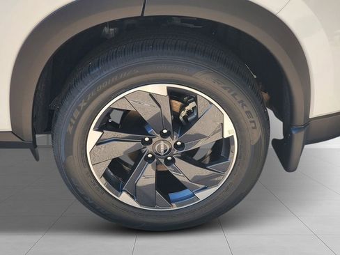 New 2026 Nissan Rogue SV FWD image 9