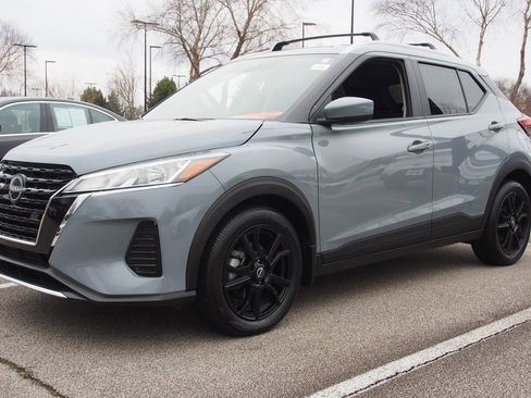 Used 2024 Nissan Kicks SV w/ Interior Electronics Package image 3