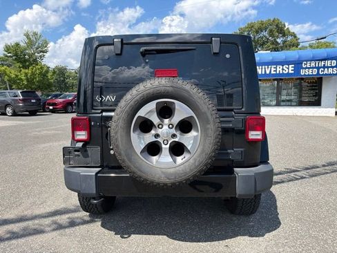 Used 2017 Jeep Wrangler Unlimited Sahara w/ Dual Top Group AWD/4WD image 6
