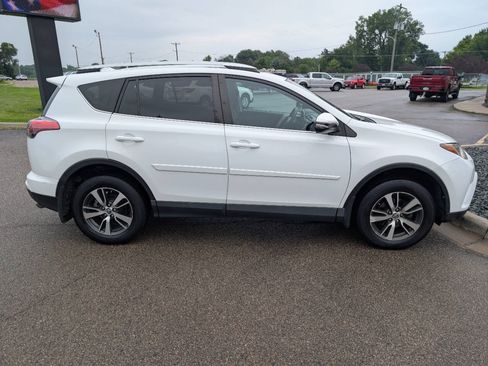 Used 2016 Toyota RAV4 XLE w/ Protection Package AWD/4WD image 10