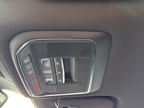 Used 2025 Chevrolet Blazer EV RS w/ Super Cruise Package image 27