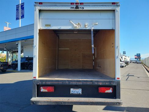 Used 2017 Mercedes-Benz Sprinter 3500 image 14