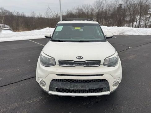Used 2017 Kia Soul + FWD image 7