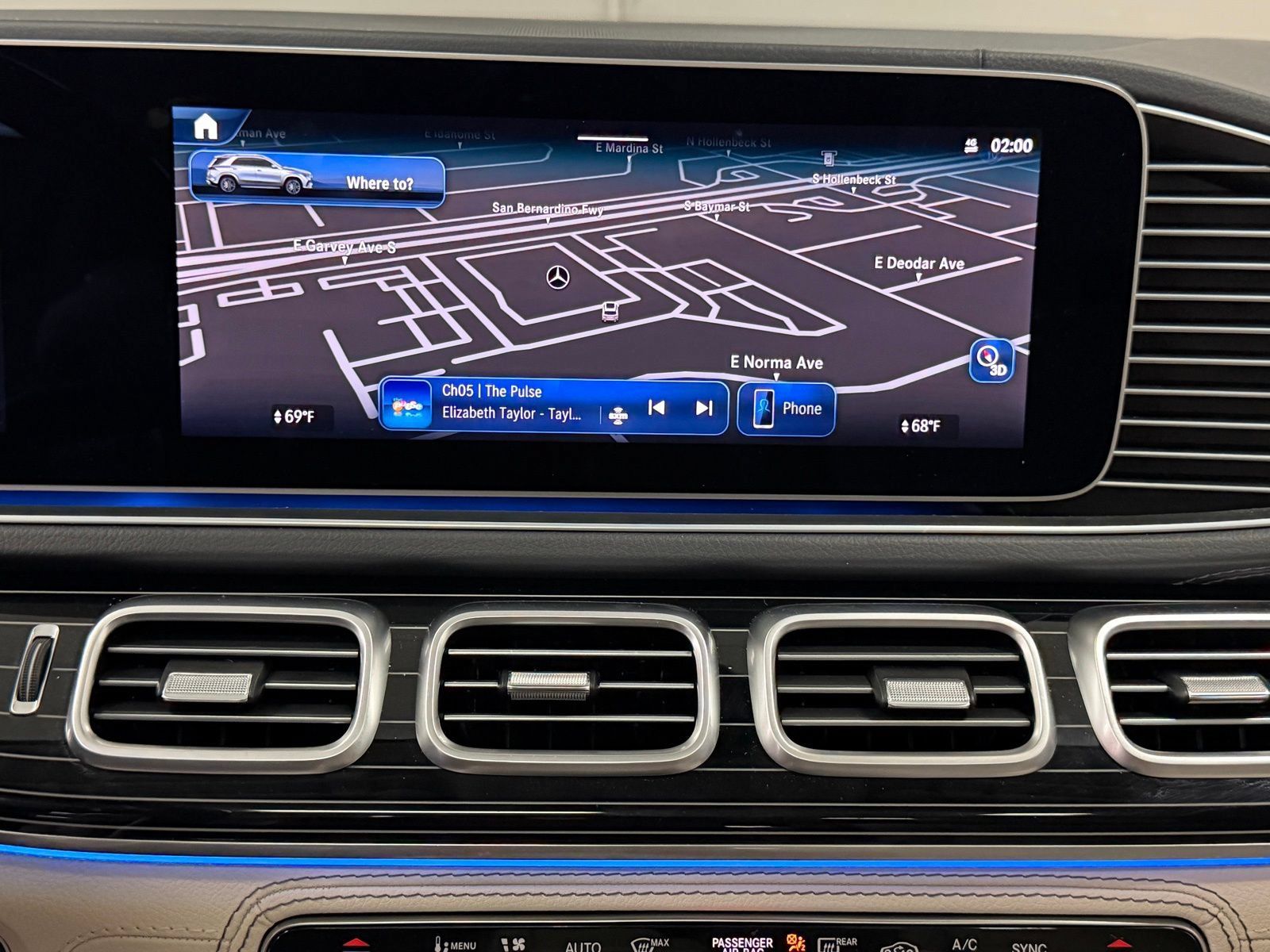 Used 2025 Mercedes-Benz GLE 350 4MATIC image 24