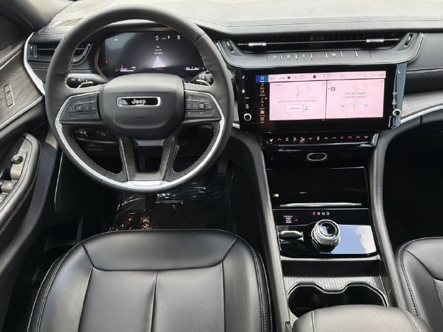 Used 2026 Jeep Grand Cherokee L Limited w/ Limited Altitude Package AWD/4WD image 26
