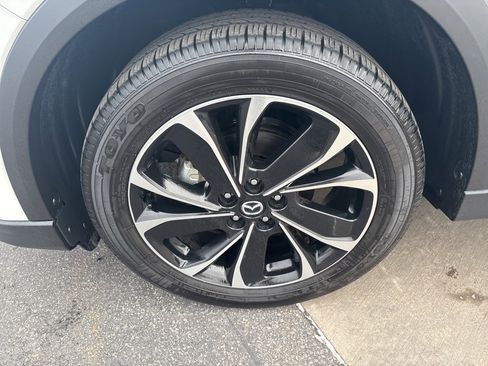 Used 2023 MAZDA CX-5 AWD 2.5 S w/ Premium Package image 11