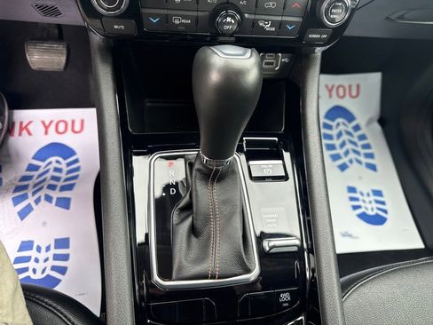 Certified 2022 Jeep Compass Limited image 24